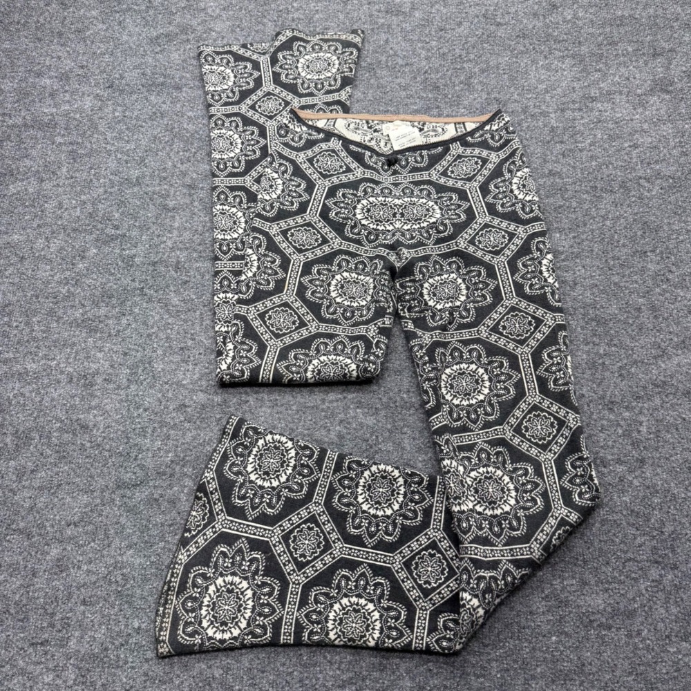 Odd Molly Womens Black‎ White Geometric Mandala Knit Flare Bell Bottom Pants 2